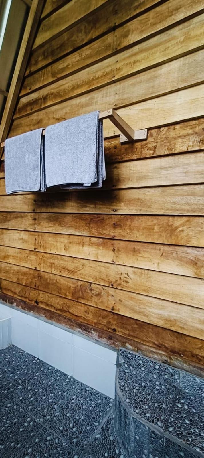 Girang Rinjani Bungalows 特特巴图 外观 照片