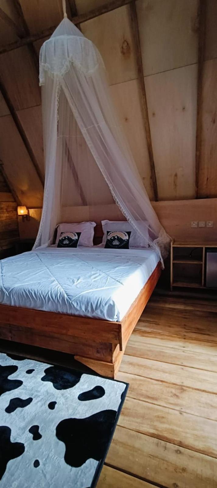 Girang Rinjani Bungalows 特特巴图 外观 照片