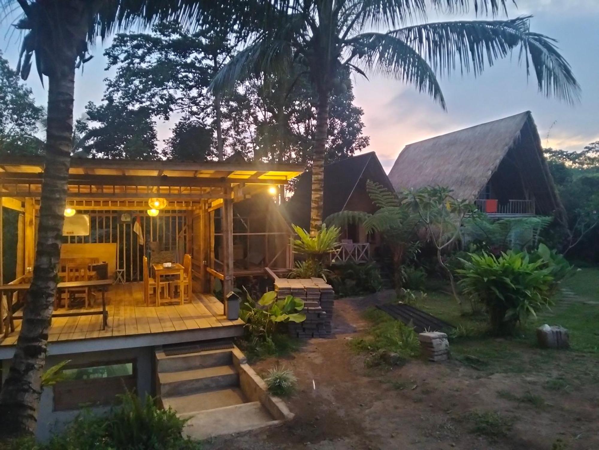 Girang Rinjani Bungalows 特特巴图 外观 照片